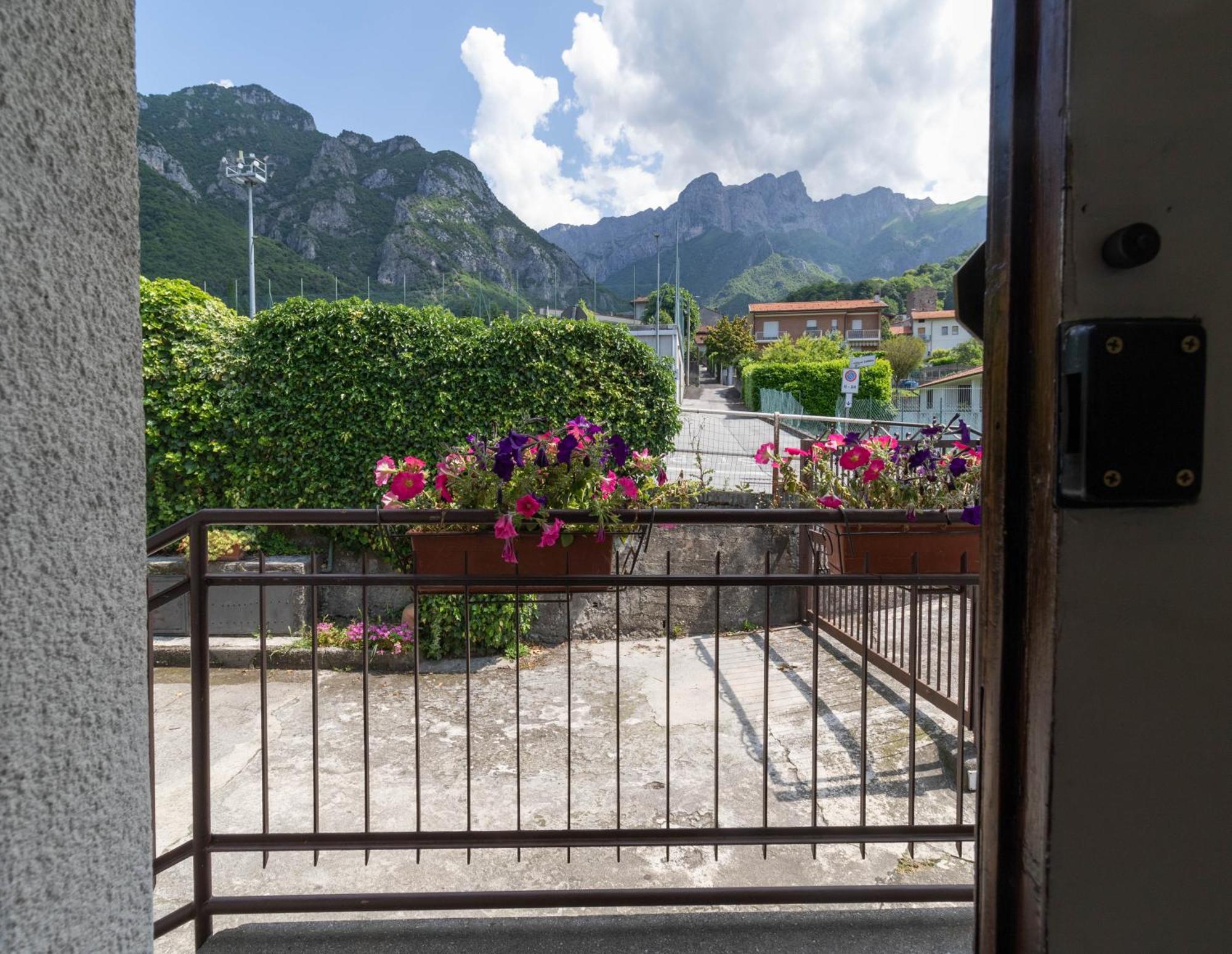 Mamma Ciccia Holiday Home - Mountains & Lake Mandello del Lario Extérieur photo